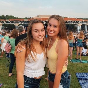 Meet your Posher, Julianne